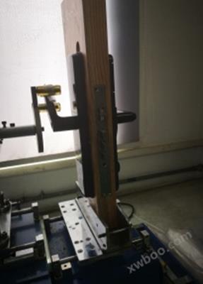 電梯層門閉鎖裝置試驗機